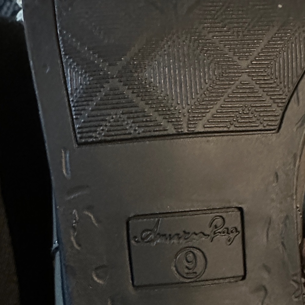 AMERICAN RAY Elegant Gray Ankle Boots - Picture 9 of 9